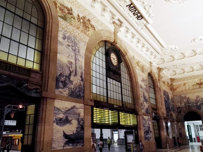 Ruta por el norte de Portugal: de Braganza a Oporto - Estación de tren de Oporto